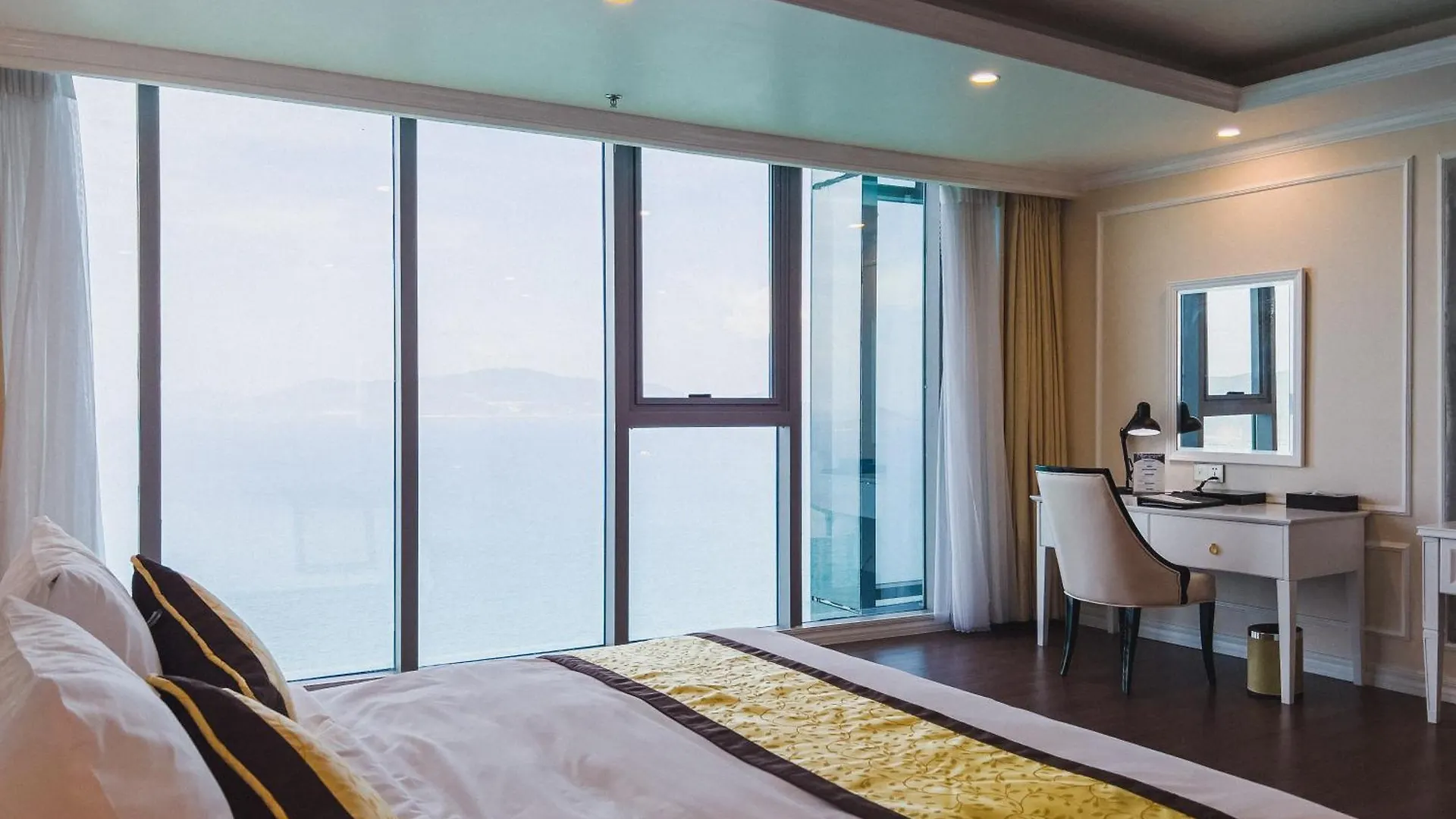 Nha Trang Horizon Hotel 5*, Nha Trang Vietnám