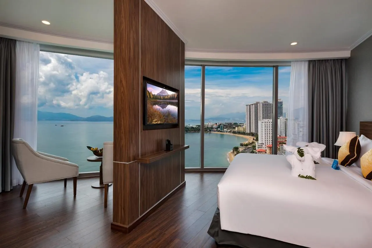 Nha Trang Horizon Hotel 5*, Нячанг