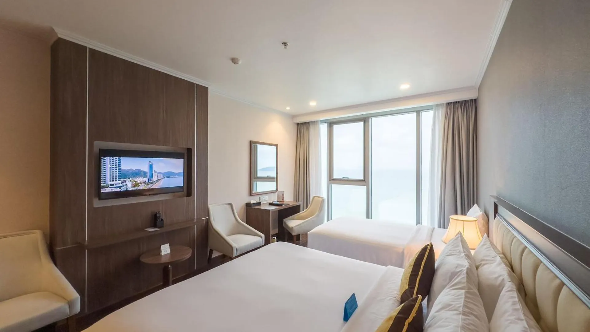 Nha Trang Horizon Hotel  Нячанг